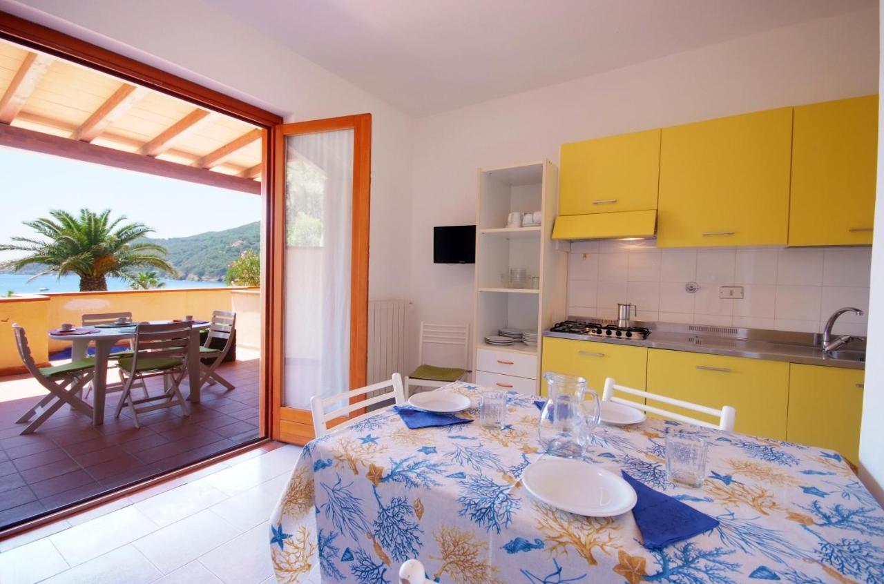 Casa Del Golfo Aparthotel Lacona Exterior photo