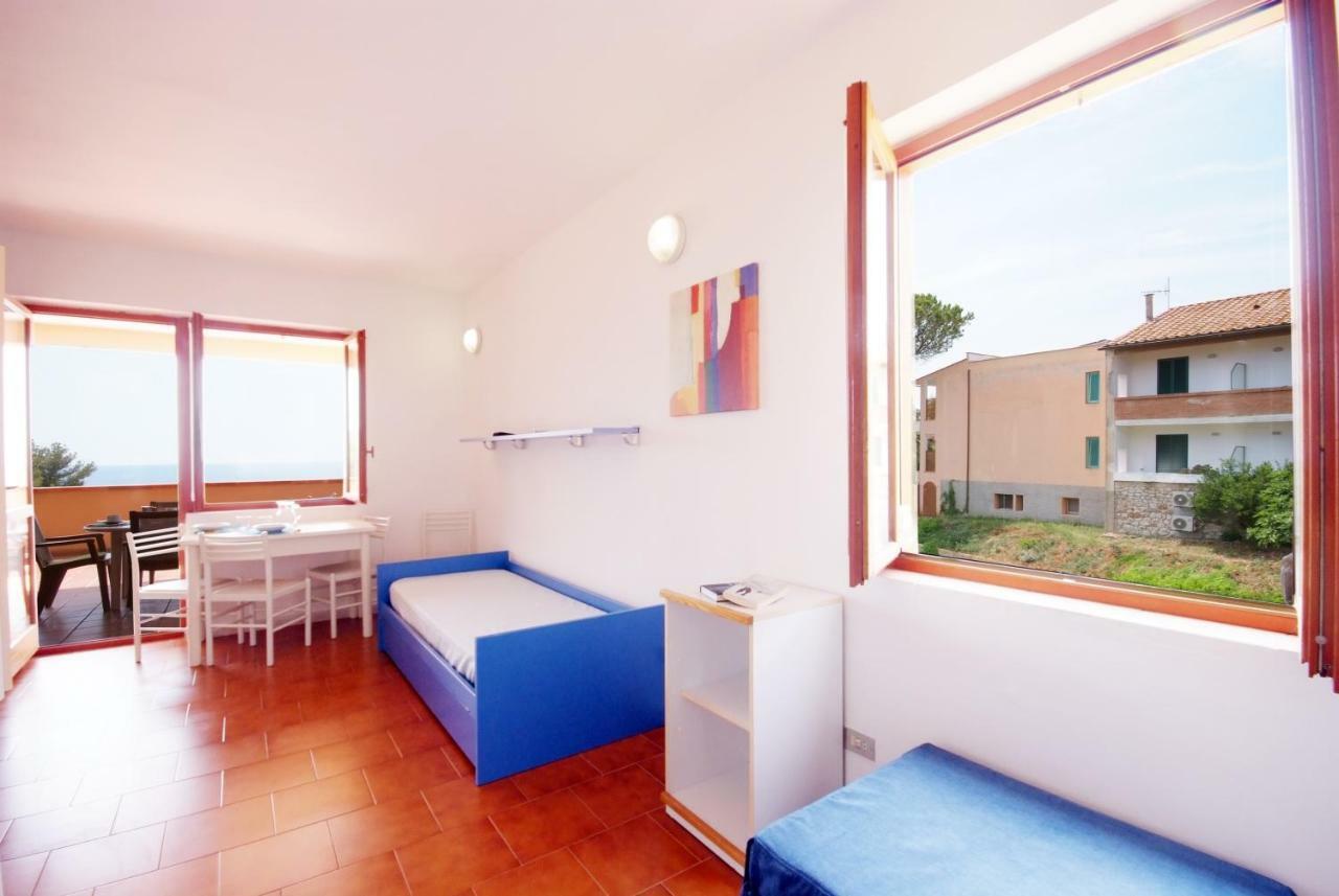 Casa Del Golfo Aparthotel Lacona Exterior photo